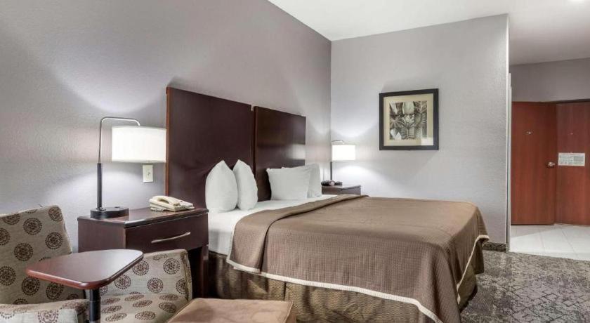 Best Western Oakdale Inn Kültér fotó