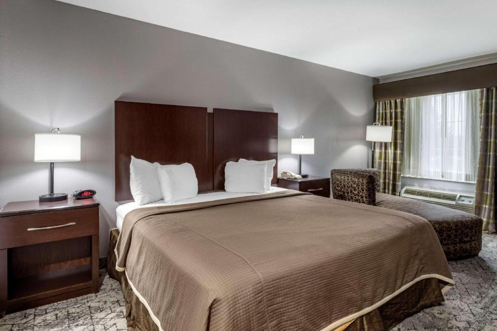 Best Western Oakdale Inn Kültér fotó